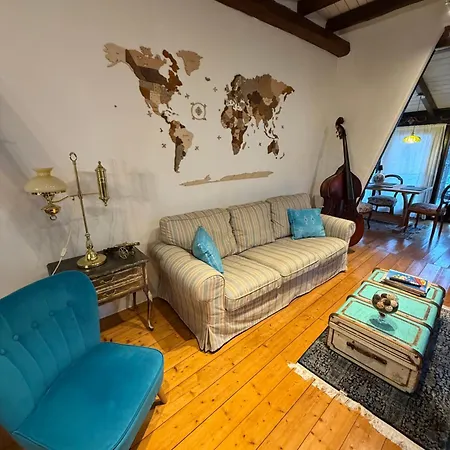 Gemuetliches Scheunenfachwerkhaus Nahe Frankfurt Mit Glasfaser Und Klima * Bad Soden am Taunus